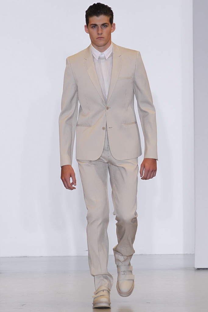 Calvin Klein 13bDƬ