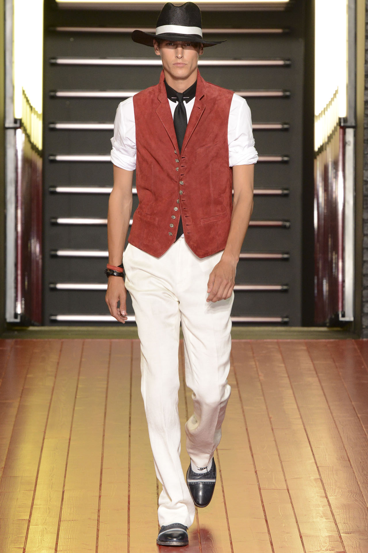 John Varvatos 13bDƬ