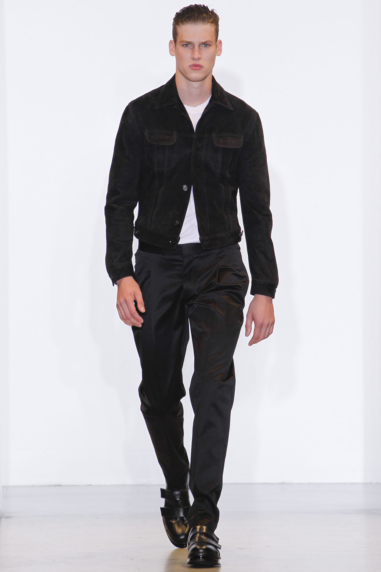 Calvin Klein 13bDƬ