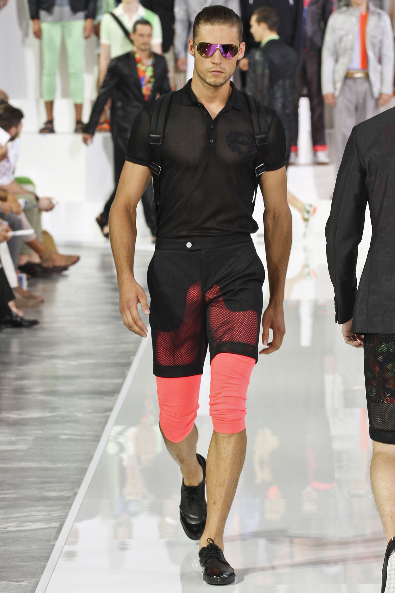 Dirk Bikkemberg 13bDƬ