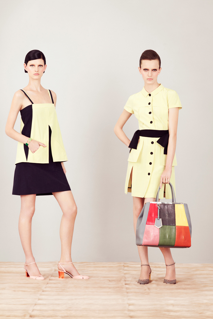 Fendi 13紺DƬ