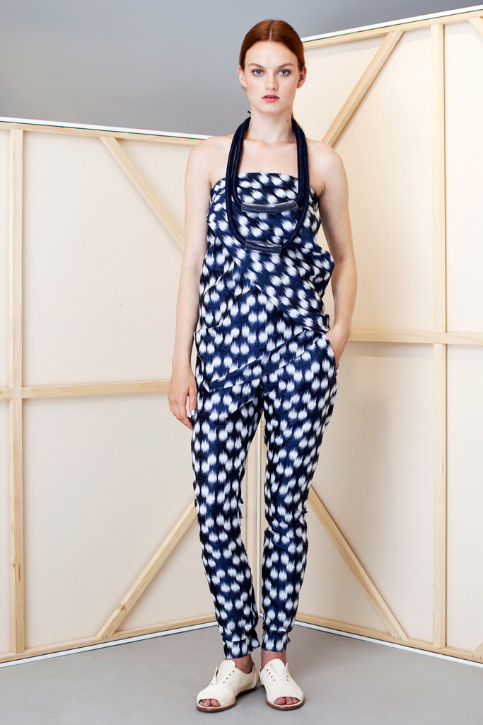 Zero + Maria Cornejo 13紺DƬ