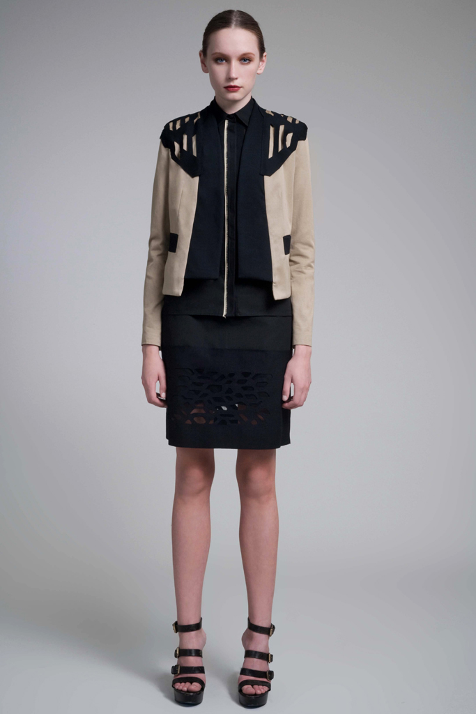 Vivienne Tam 13紺DƬ
