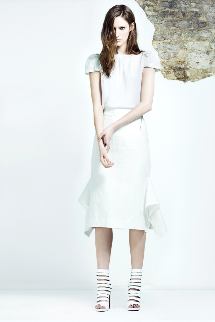 Willow 13紺DƬ