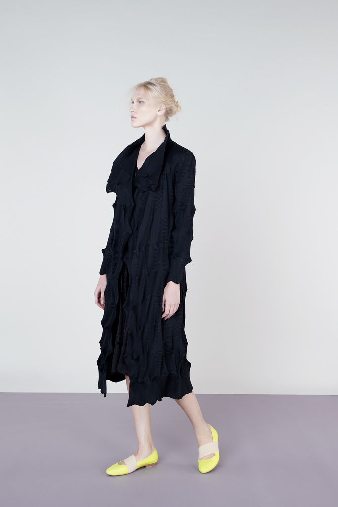 Issey Miyake 13紺DƬ