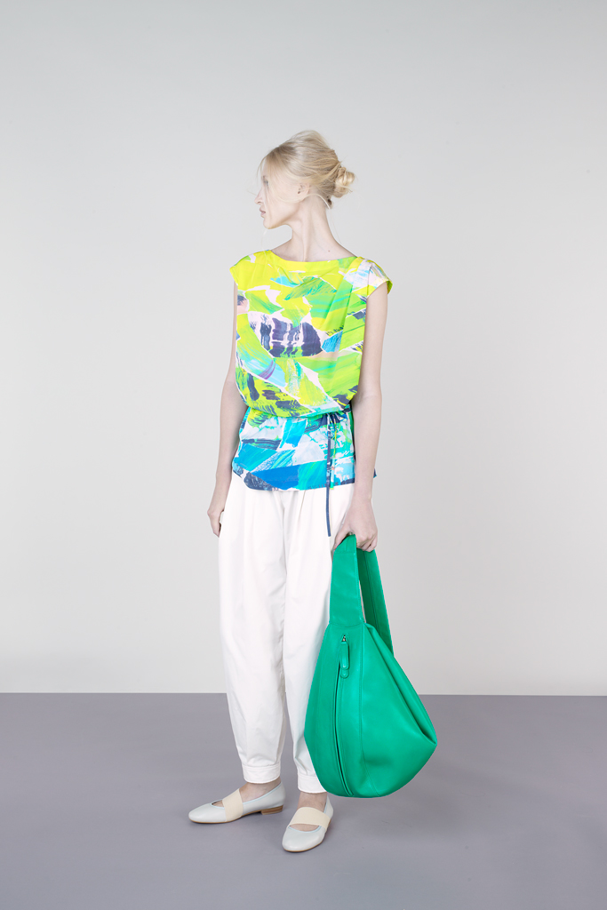Issey Miyake 13紺DƬ
