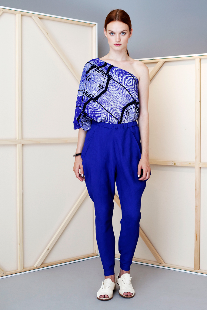Zero + Maria Cornejo 13紺DƬ