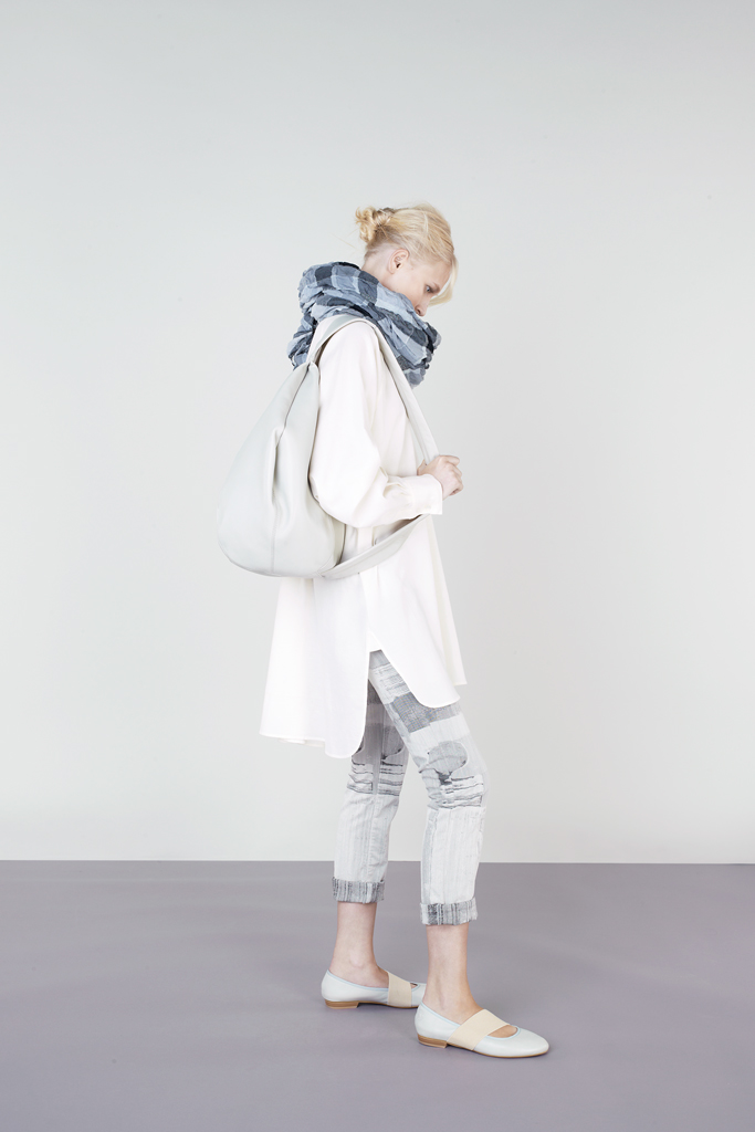 Issey Miyake 13紺DƬ