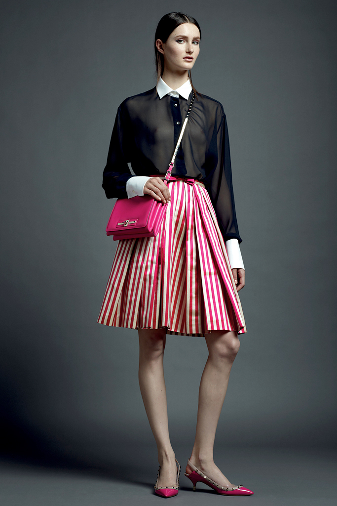 Valentino 13紺DƬ