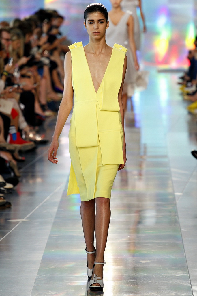 Christopher Kane 2013(chng)DƬ