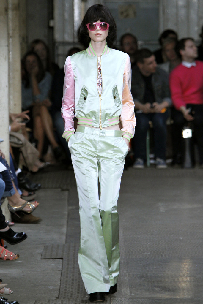 Moschino Cheap And Chic 2013DƬ