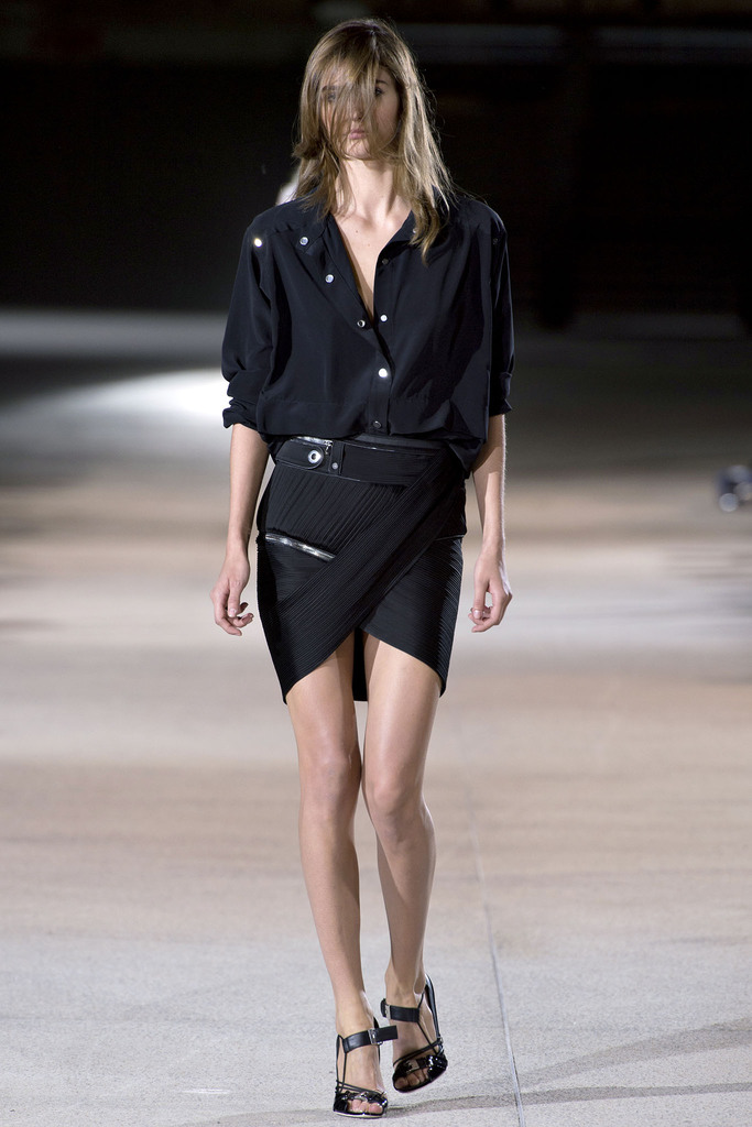 Anthony Vaccarello 2013DƬ
