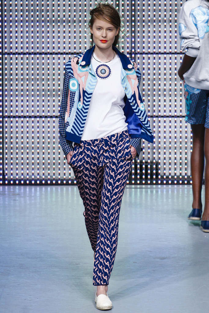 Holly Fulton 2013DƬ
