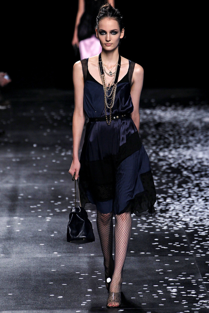 Nina Ricci 2013DƬ