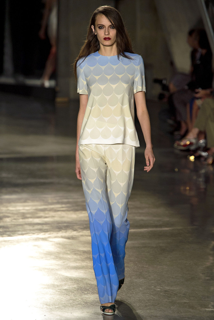Jonathan Saunders 2013(chng)DƬ
