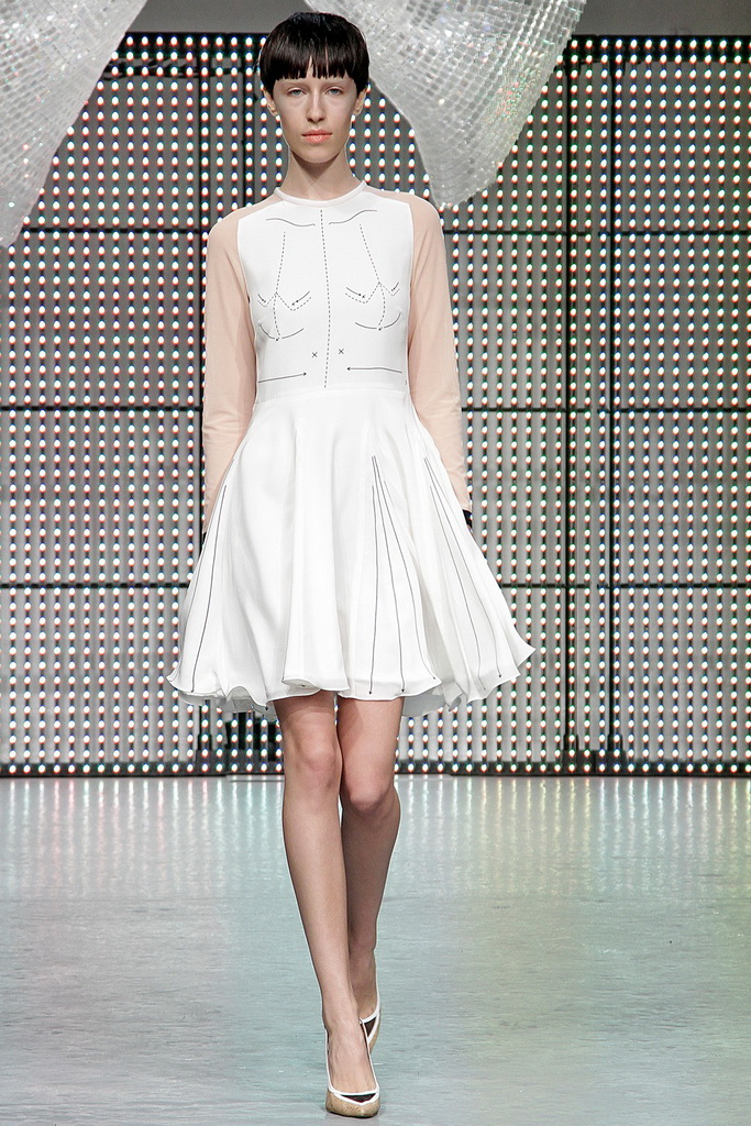 Antipodium 2013DƬ