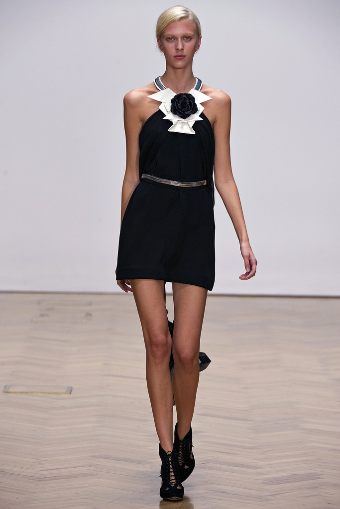 Sass & Bide 2013(chng)DƬ