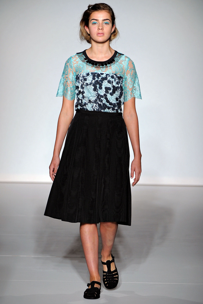 Clements Ribeiro 2013(chng)DƬ