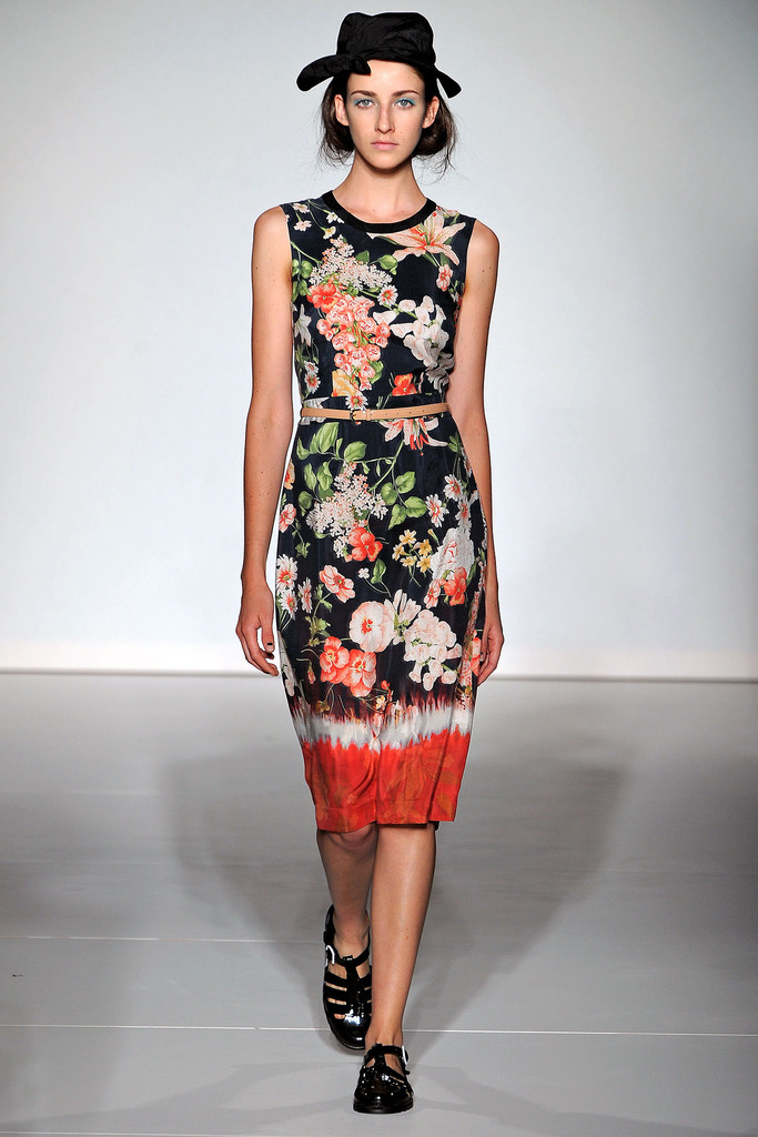 Clements Ribeiro 2013(chng)DƬ