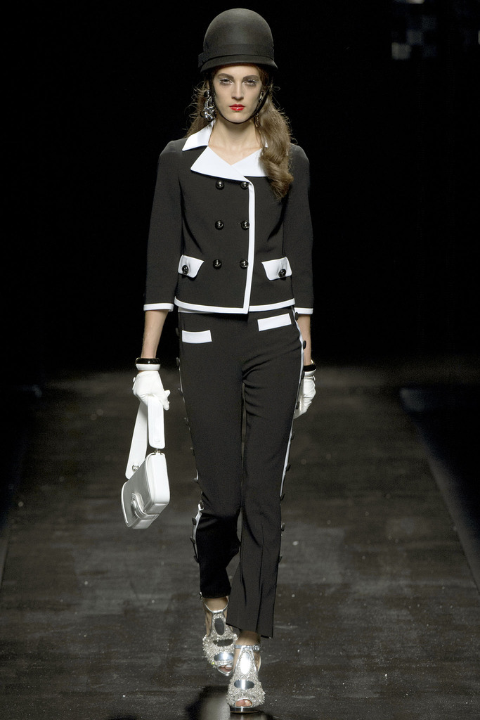 Moschino 2013DƬ