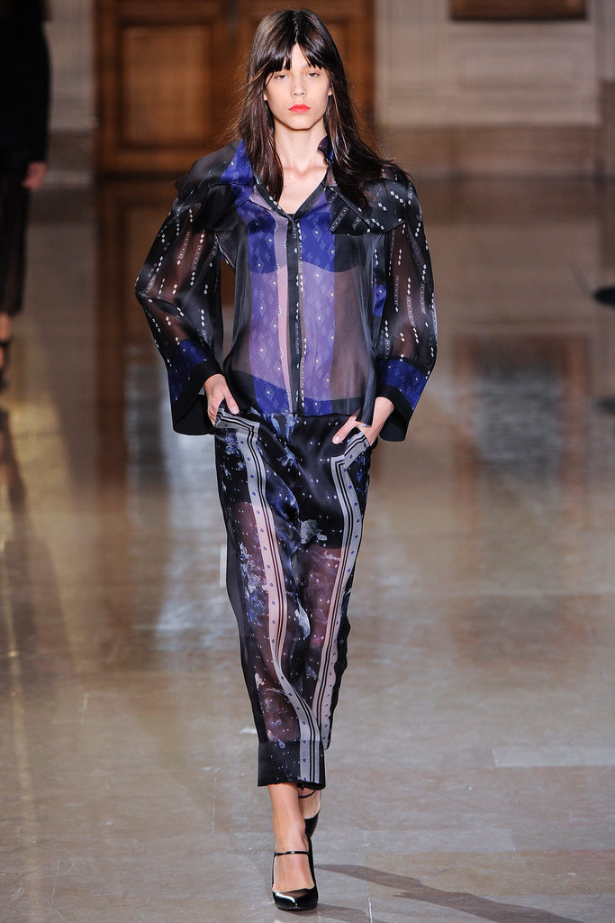 Sharon Wauchob 2013(chng)DƬ