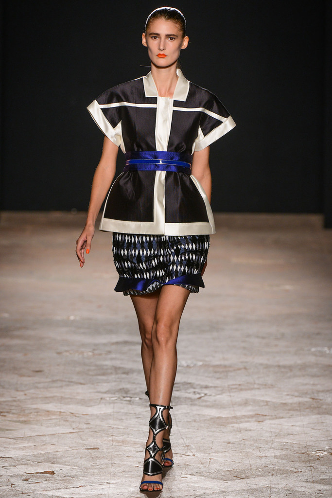 Aquilano.Rimondi 2013(chng)DƬ