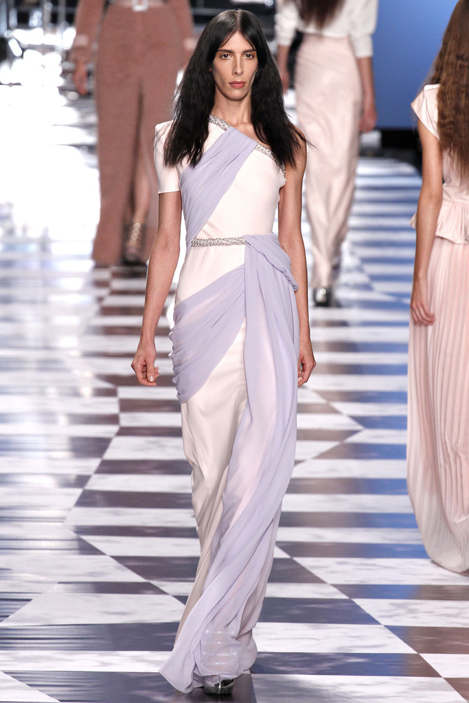 Viktor & Rolf 2013(chng)DƬ