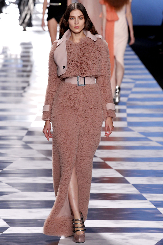 Viktor & Rolf 2013(chng)DƬ