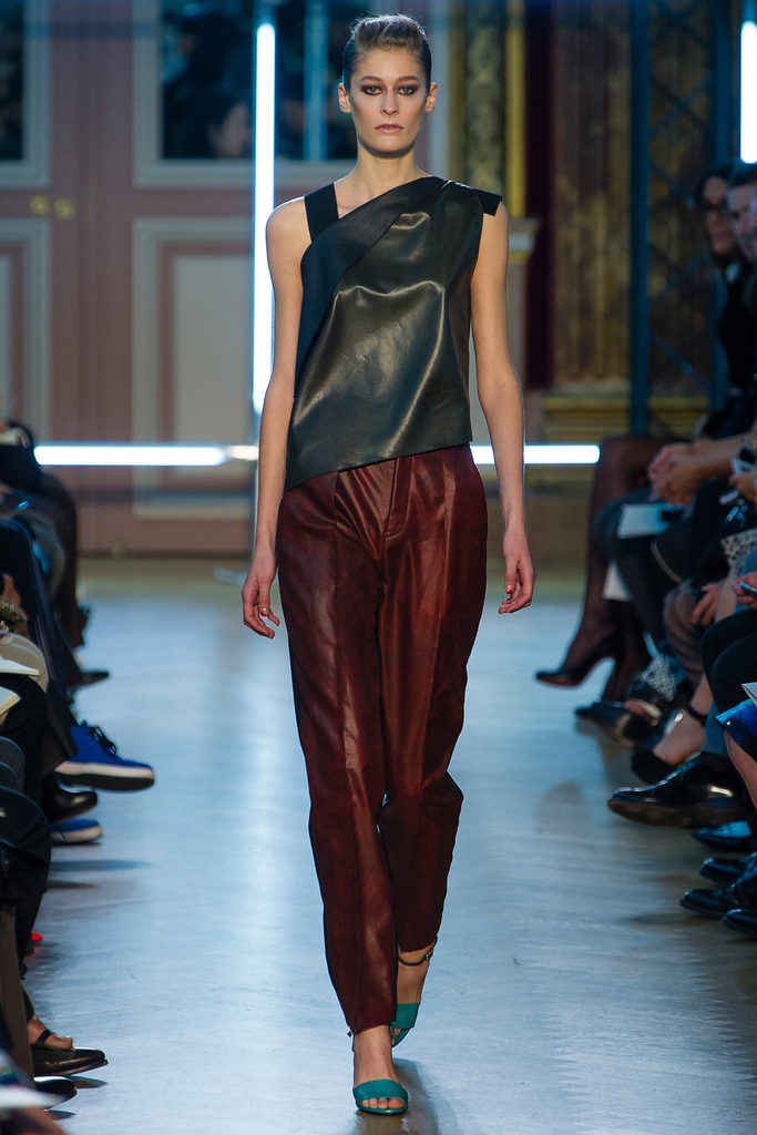Roland Mouret 2013DƬ