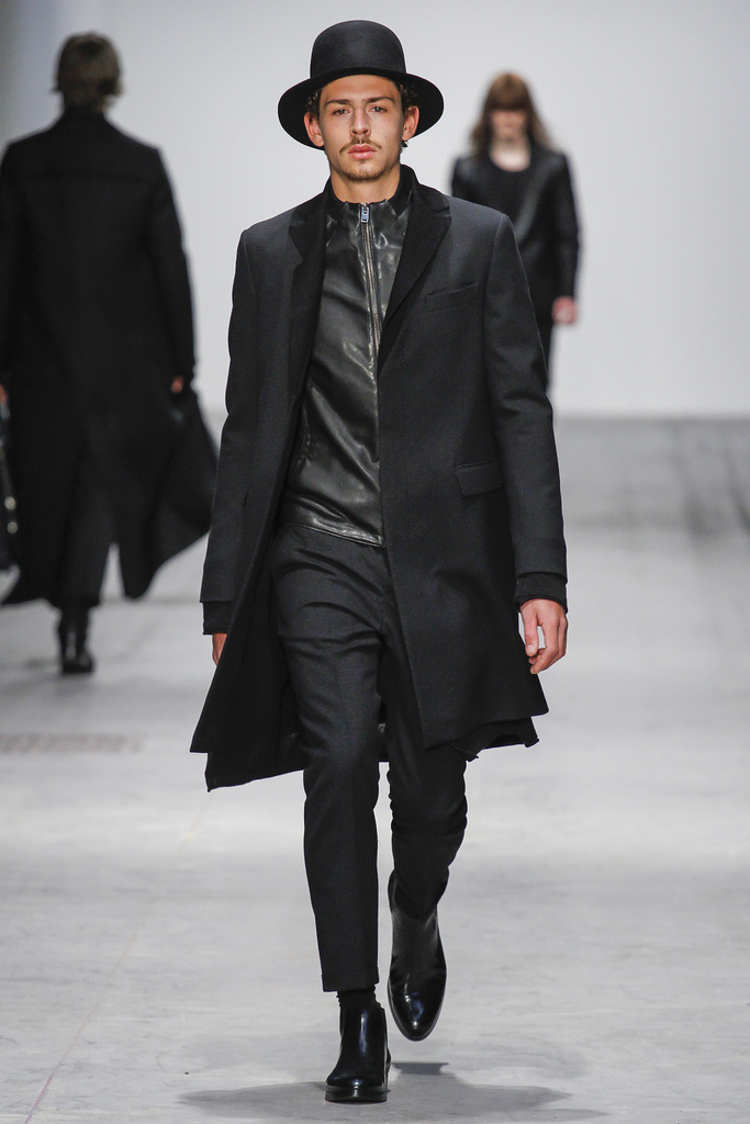 Costume National 2013ﶬbDDƬ