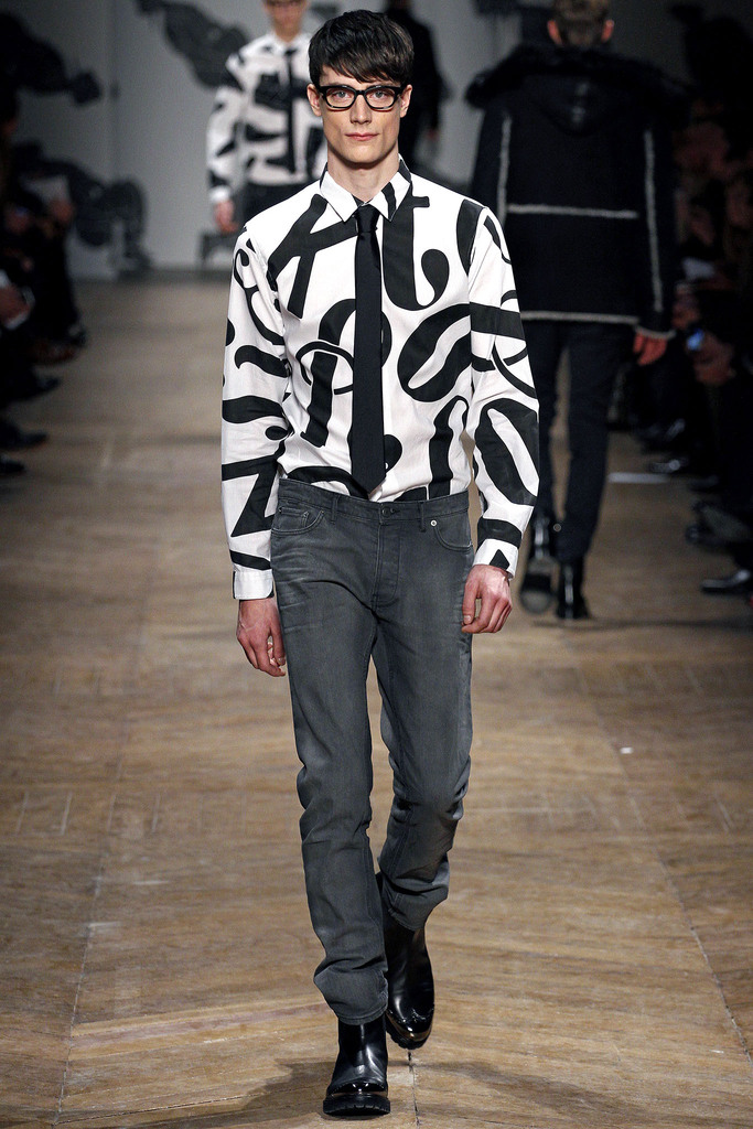 Viktor & Rolf 2013ﶬbDDƬ