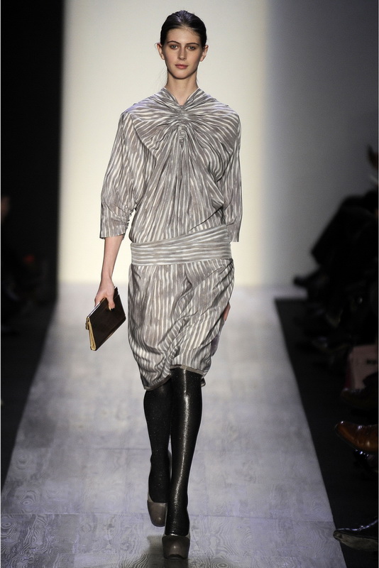 Bcbg MaxAzria 09ﶬDƬ
