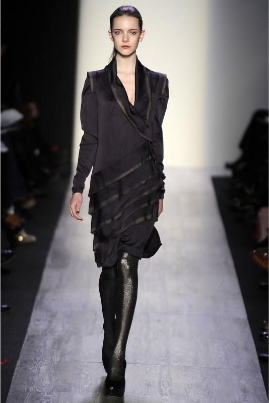 Bcbg MaxAzria 09ﶬDƬ
