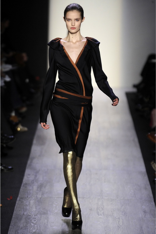 Bcbg MaxAzria 09ﶬDƬ