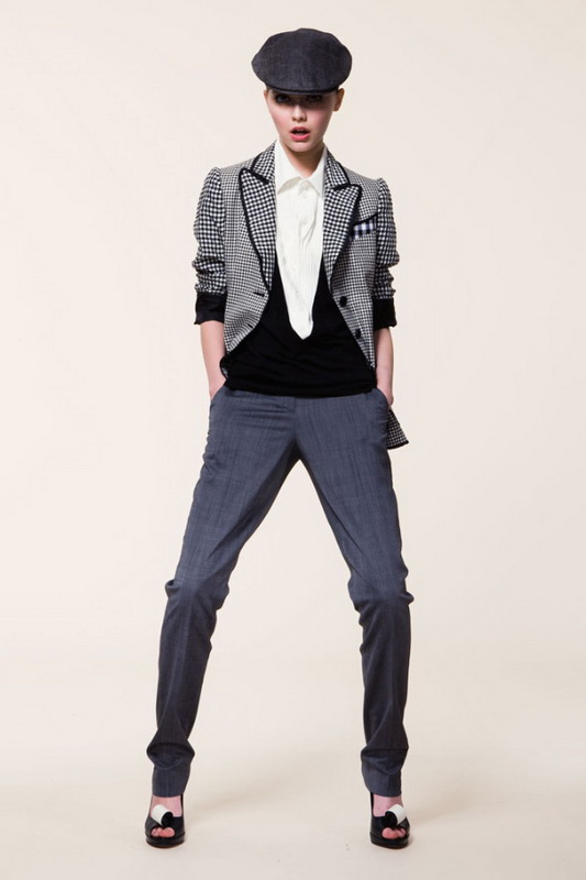Moschino Cheap & Chic 10春夏