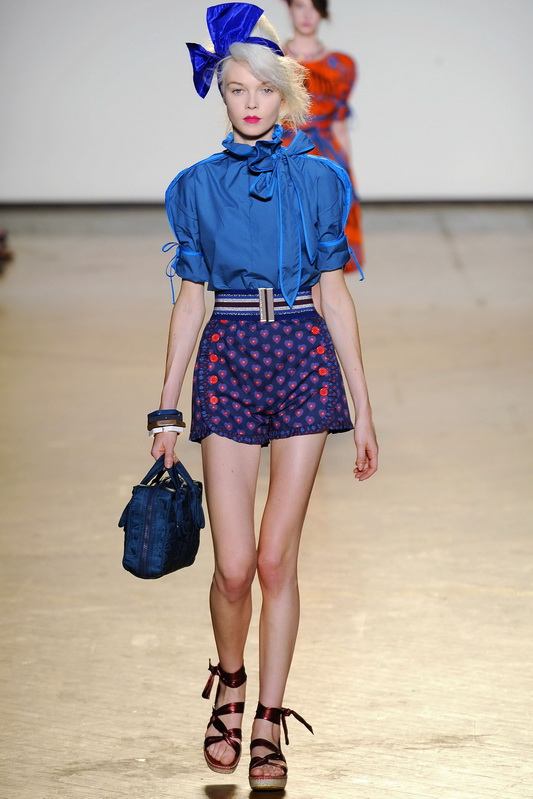 Marc by Marc Jacobs 10ĸDƬ