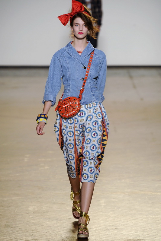 Marc by Marc Jacobs 10ĸDƬ