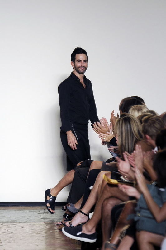 Marc by Marc Jacobs 10ĸDƬ