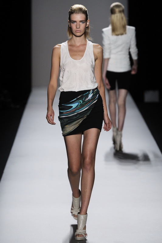Nicole Miller 10春夏