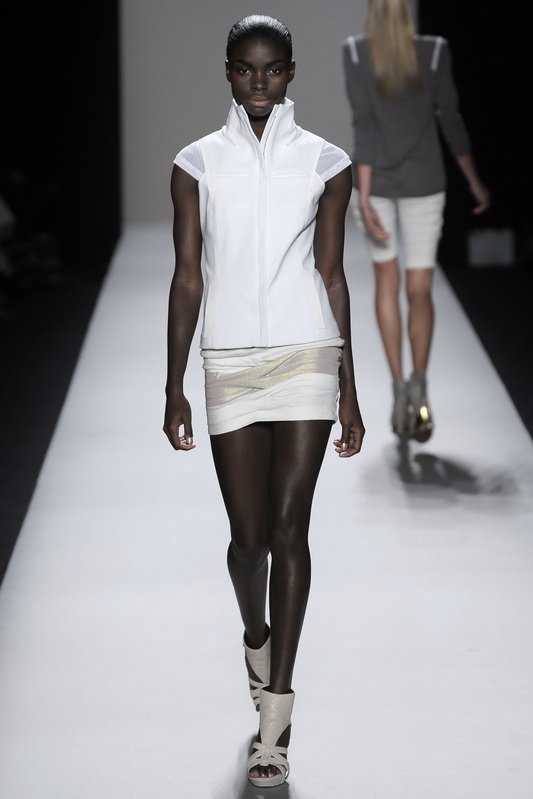 Nicole Miller 10春夏