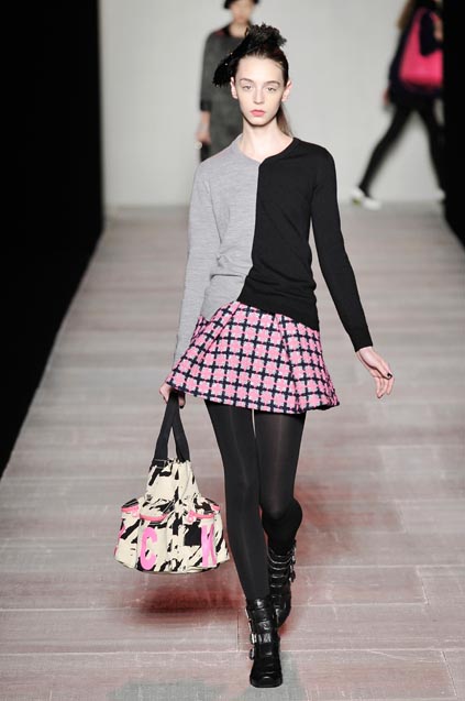 Marc by Marc Jacobs 08ﶬDƬ