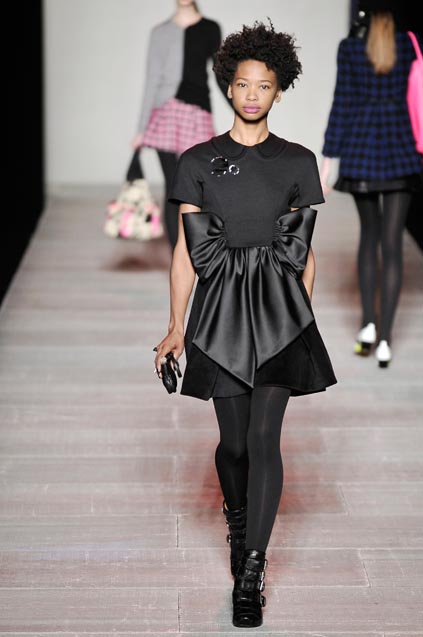 Marc by Marc Jacobs 08ﶬDƬ