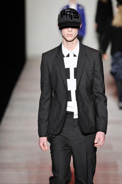 Marc by Marc Jacobs 08ﶬDƬ