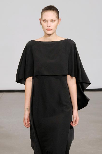 Halston 08ﶬDƬ