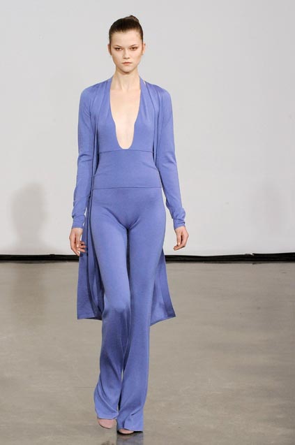 Halston 08ﶬDƬ
