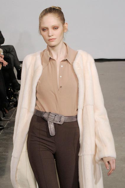 Halston 08ﶬDƬ
