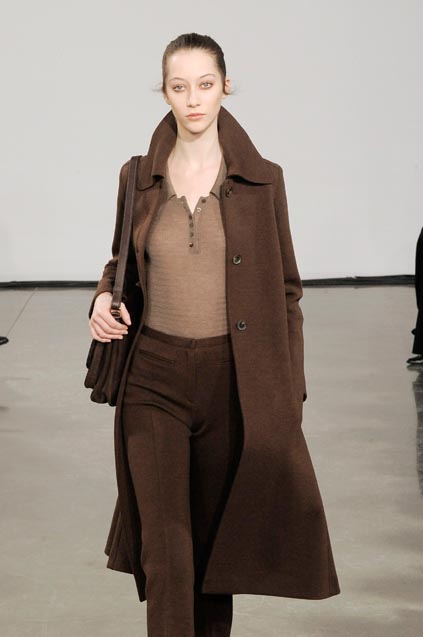 Halston 08ﶬDƬ