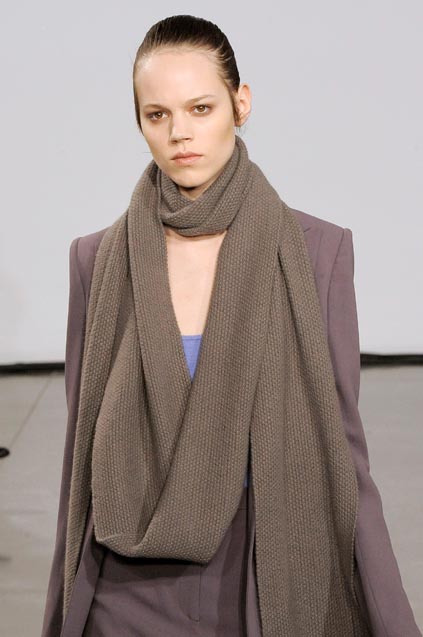 Halston 08ﶬDƬ