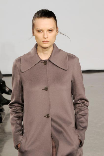 Halston 08ﶬDƬ