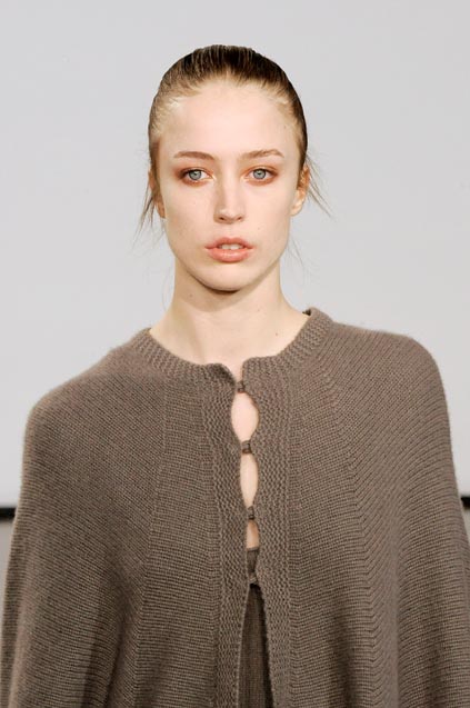 Halston 08ﶬDƬ
